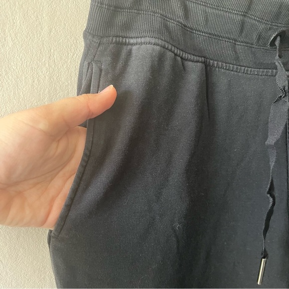 Athleta Black Balance Jogger Size Medium - Picture 3 of 6